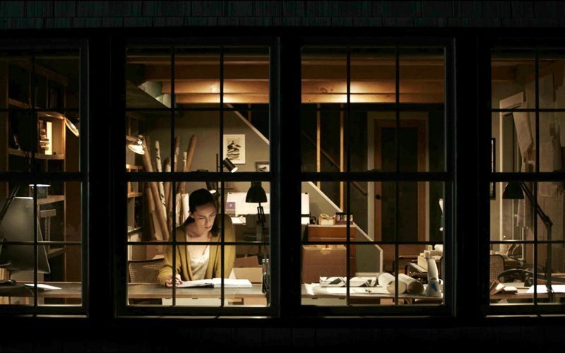 The Night House Review | OMG, Rebecca Hall!